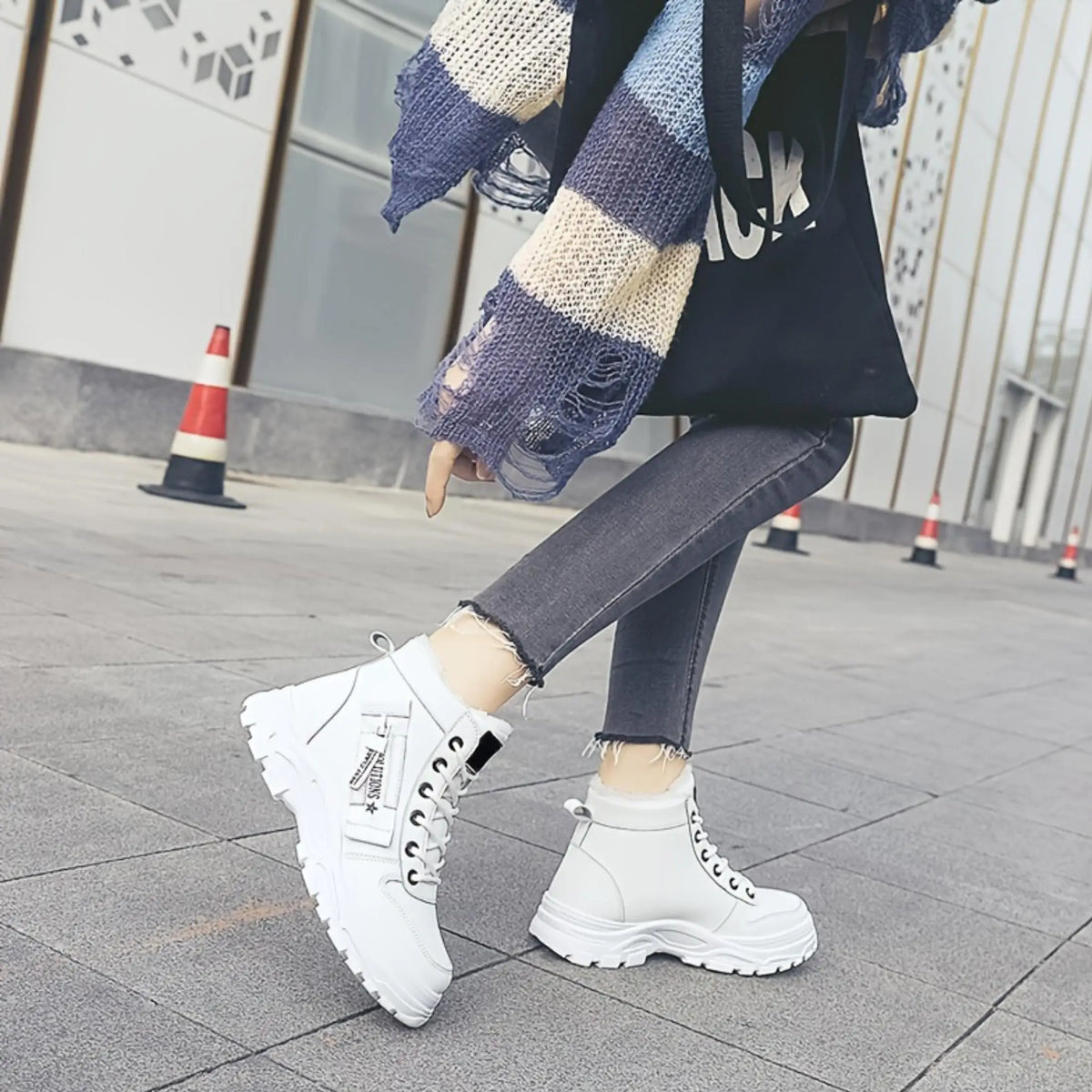 Warm Plush Lined White High Tops for Women Casual Platform Winter Sneakers Sports Shoes Athletic
